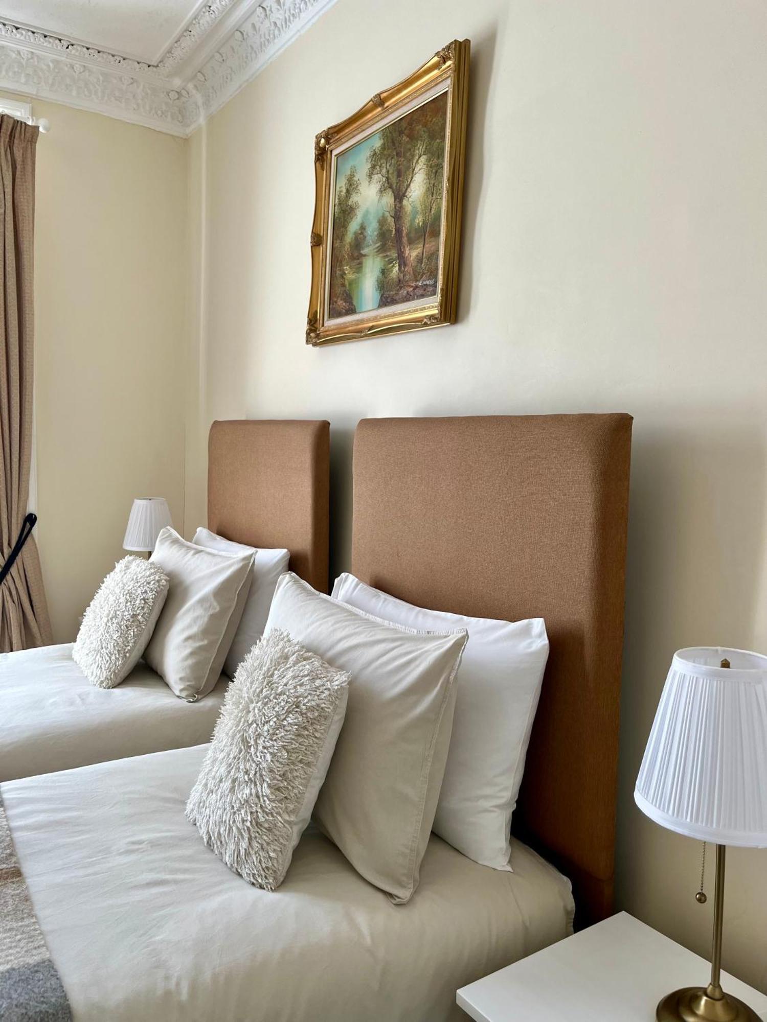 Acorn House Callander Esterno foto