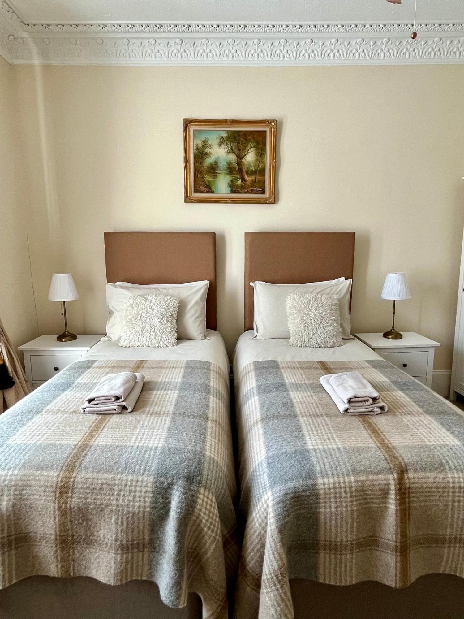 Acorn House Callander Esterno foto
